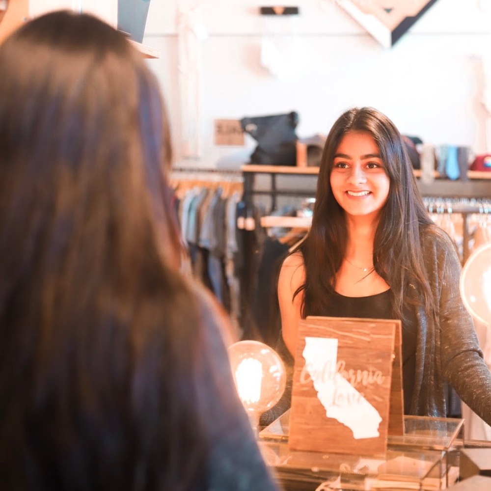Meet your Posher, Riya